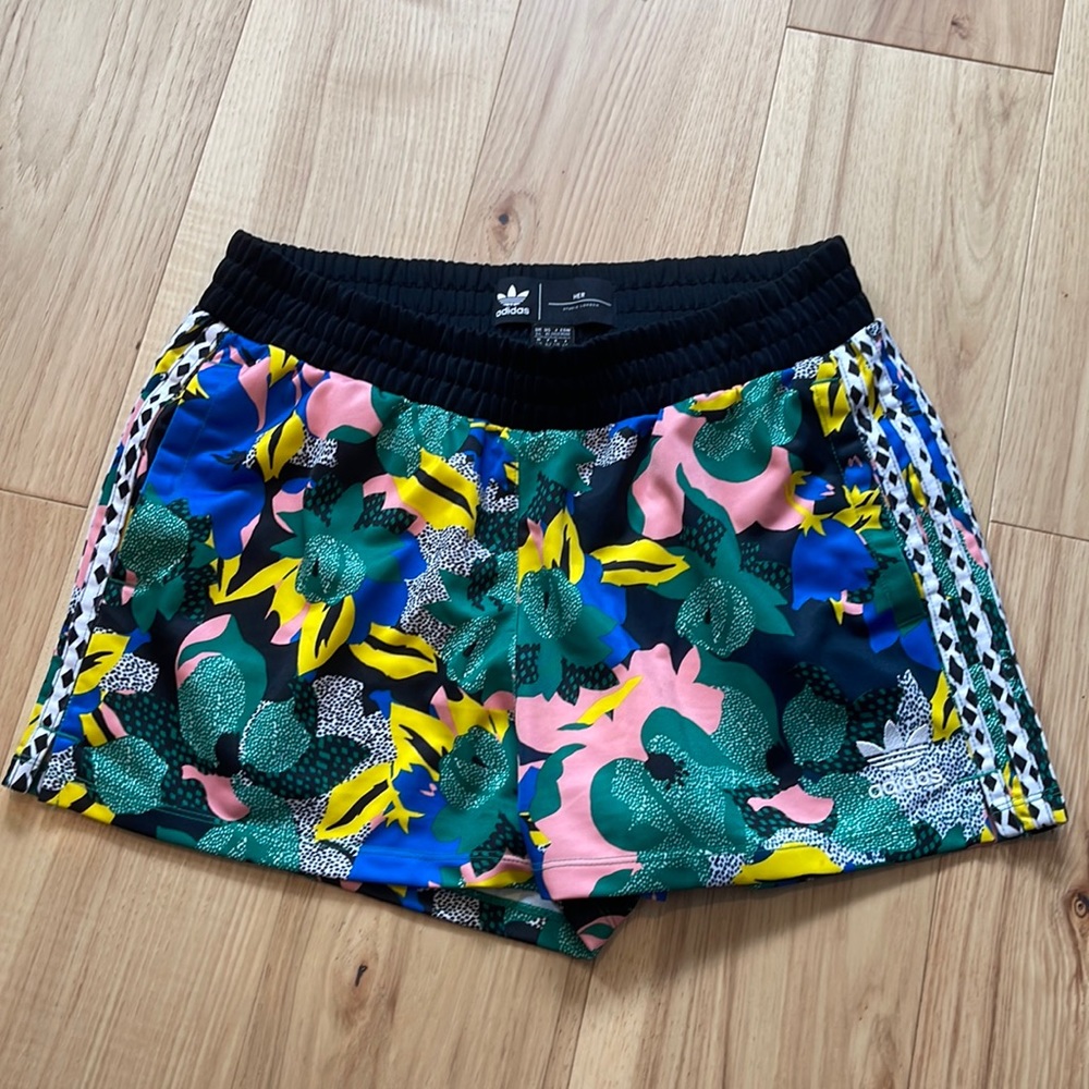 HER Studio London ADDIDAS shorts size M